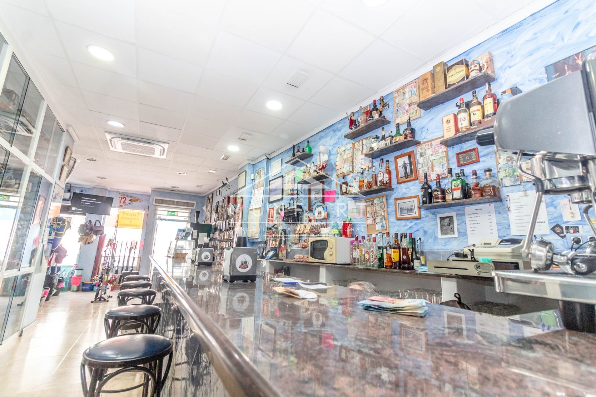Revente - Locaux commerciaux -
Torrevieja - Centro - Torrevieja