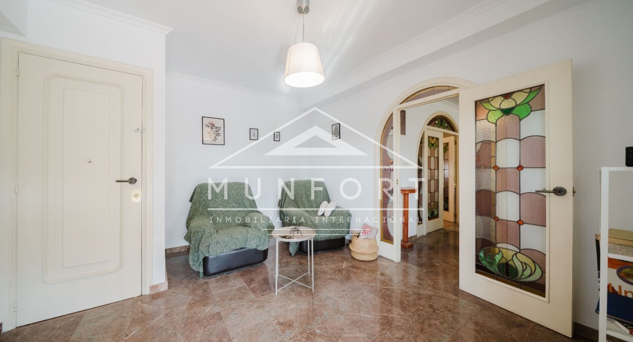 Revente - Maisons de campagne -
ALICANTE - Alicante