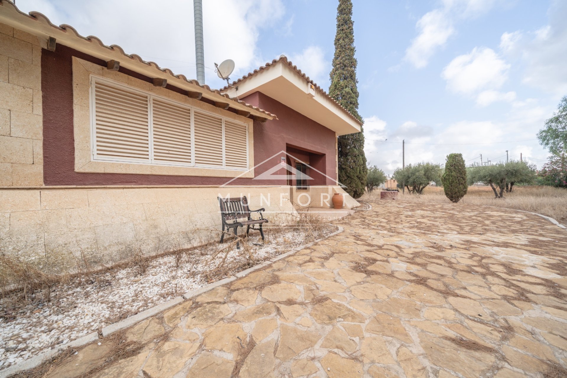 Revente - Maisons de campagne -
Cartagena