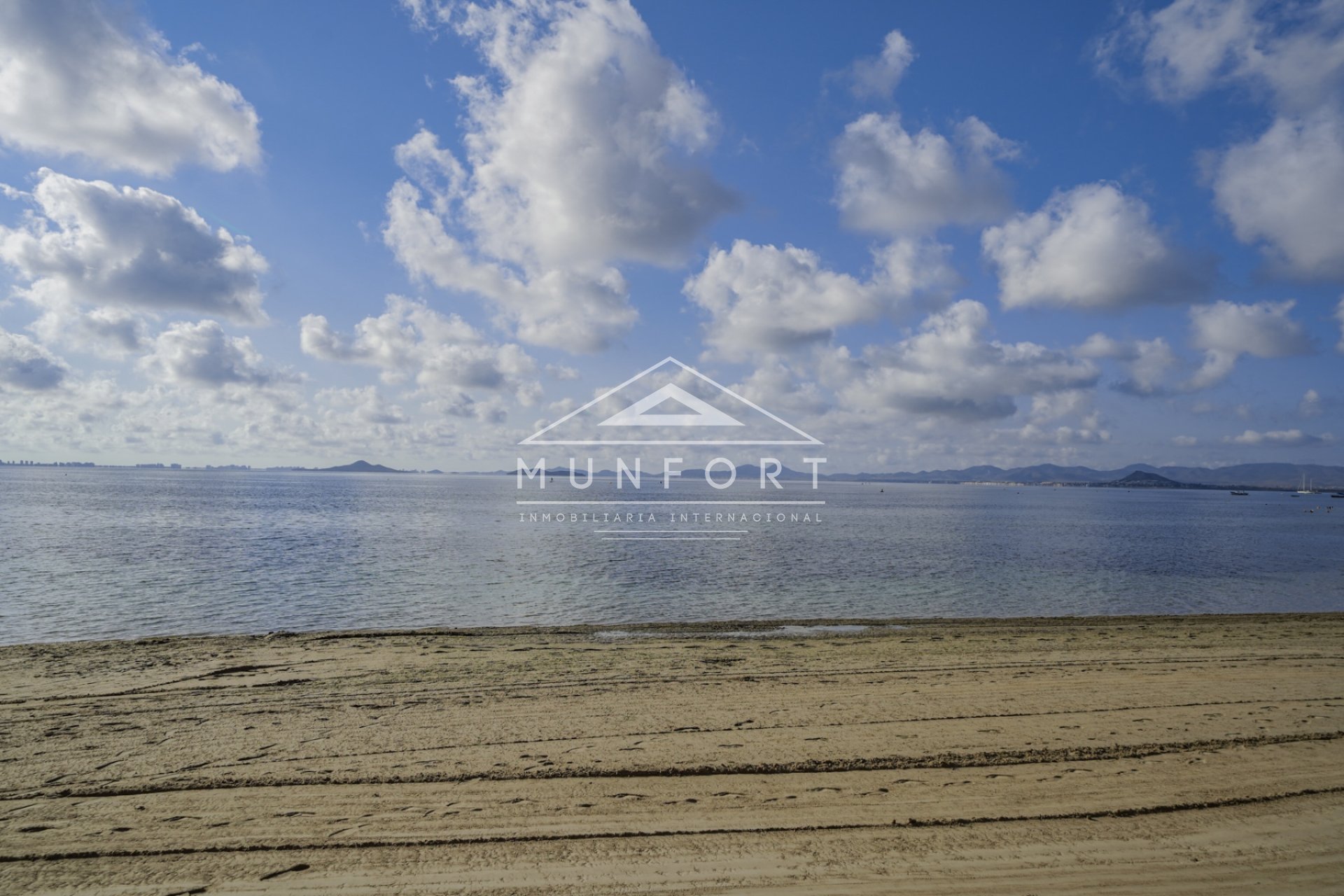 Revente - Maisons mitoyennes -
Alcázares, Los - Los Alc&aacute;zares