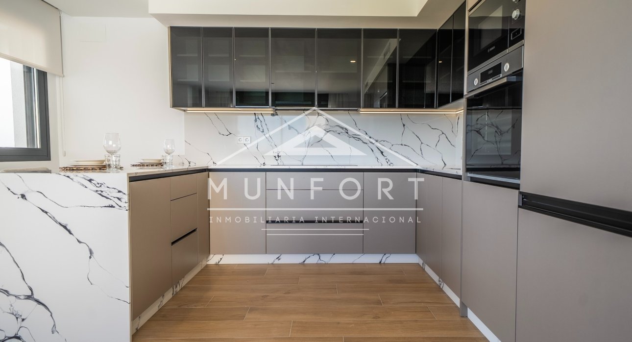 Revente - Maisons mitoyennes -
Algorfa