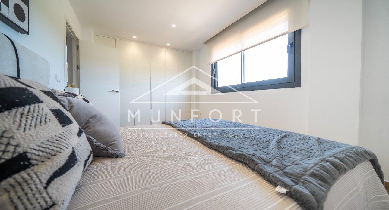 Revente - Maisons mitoyennes -
Algorfa