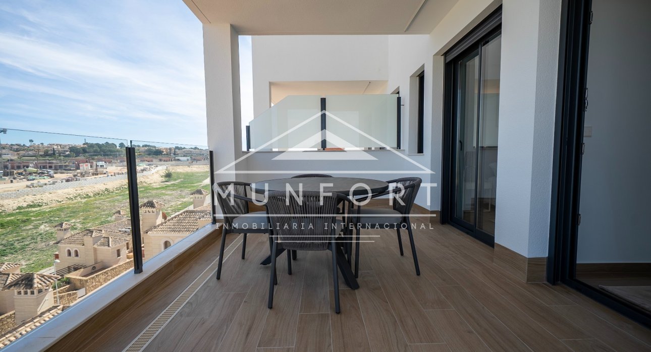 Revente - Maisons mitoyennes -
Algorfa