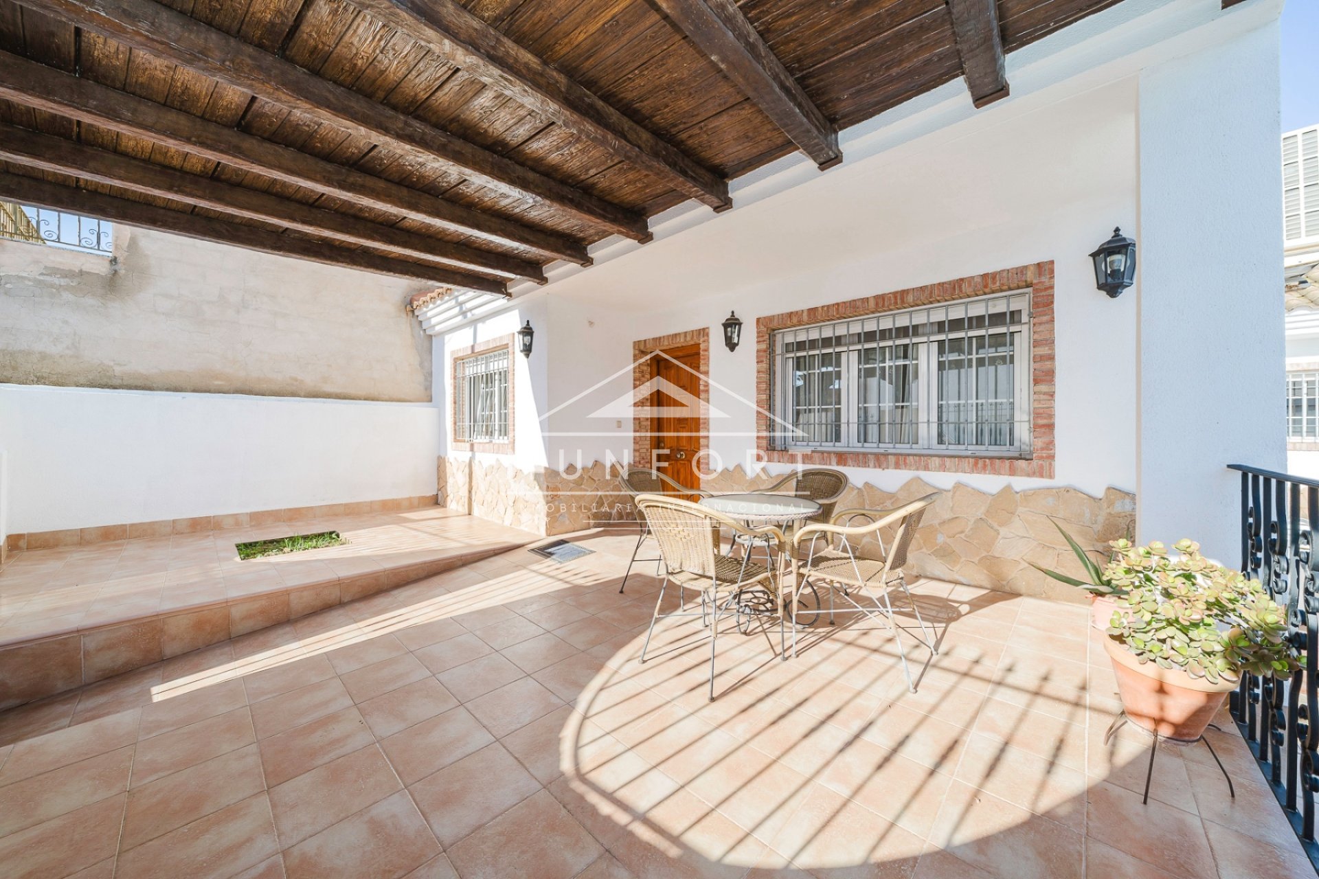 Revente - Maisons mitoyennes -
Balsicas