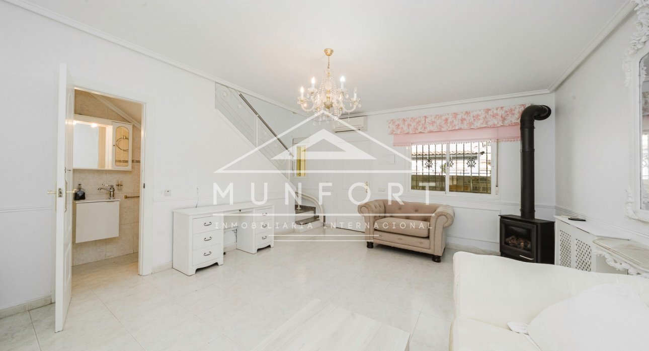 Revente - Maisons mitoyennes -
Benijófar