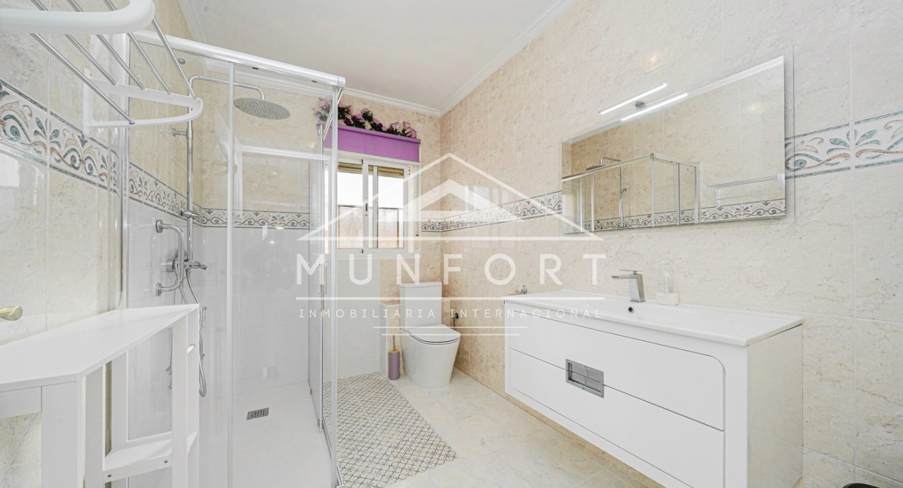 Revente - Maisons mitoyennes -
Benijófar