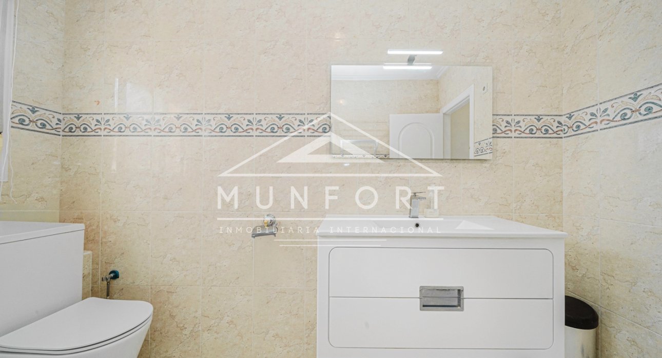 Revente - Maisons mitoyennes -
Benijófar