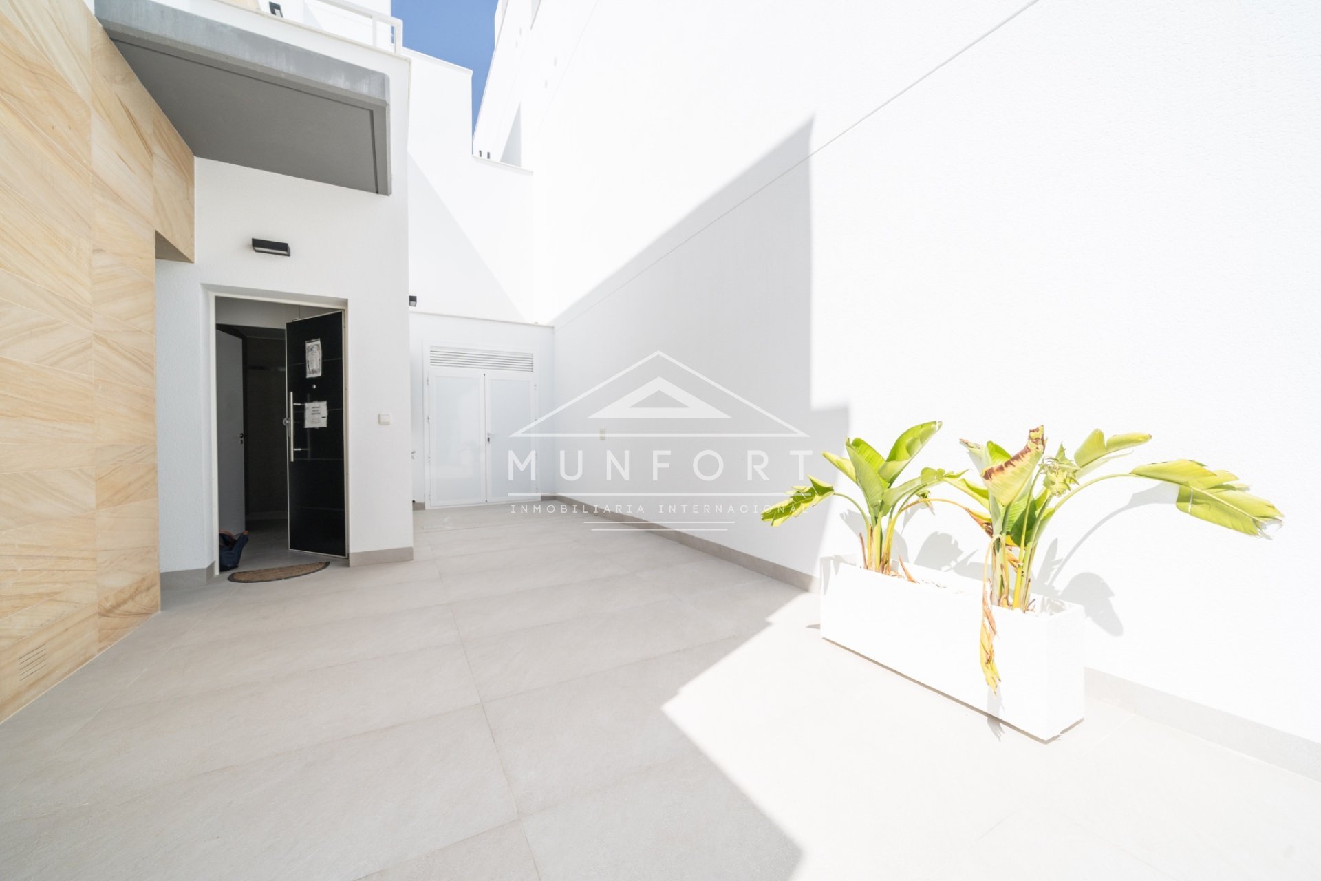 Revente - Maisons mitoyennes -
Benijófar