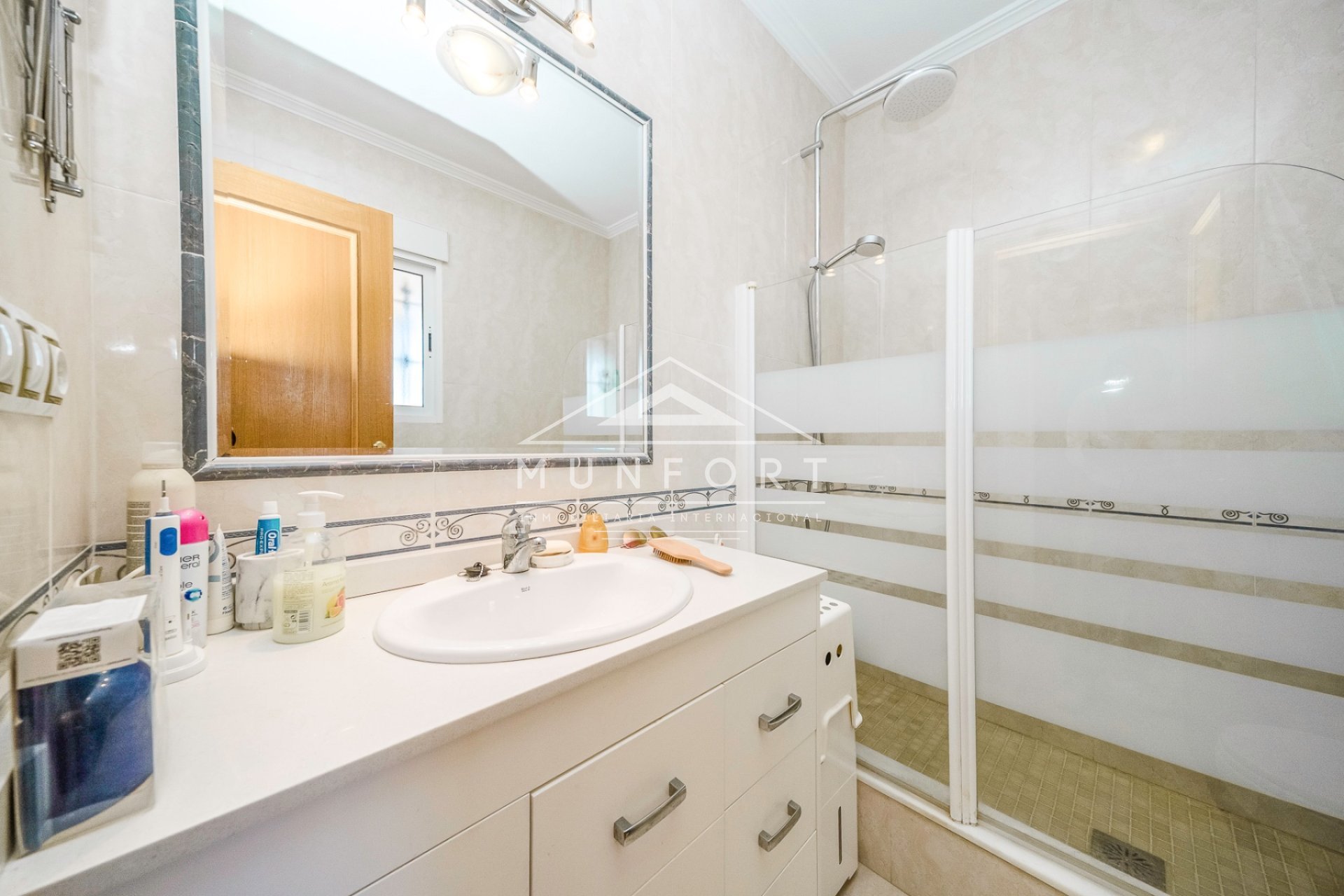 Revente - Maisons mitoyennes -
Orihuela Costa - Villamartin