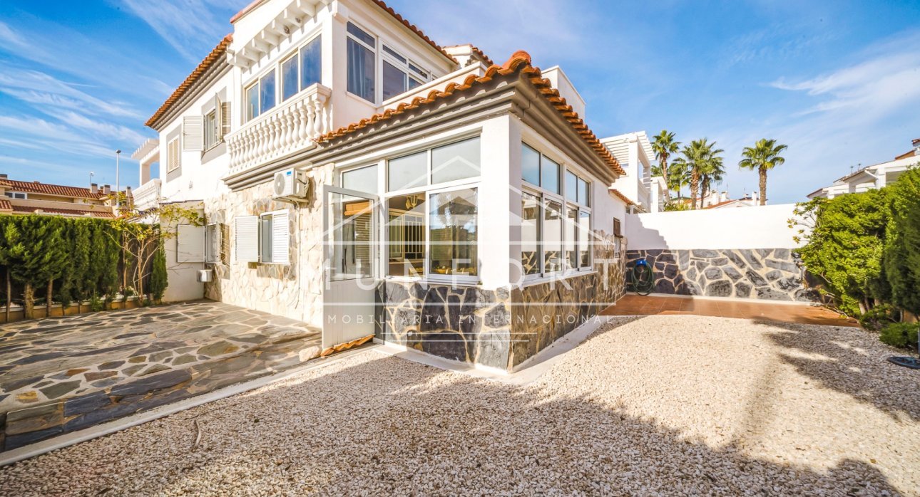 Revente - Maisons mitoyennes -
Orihuela Costa - ZENIAMAR