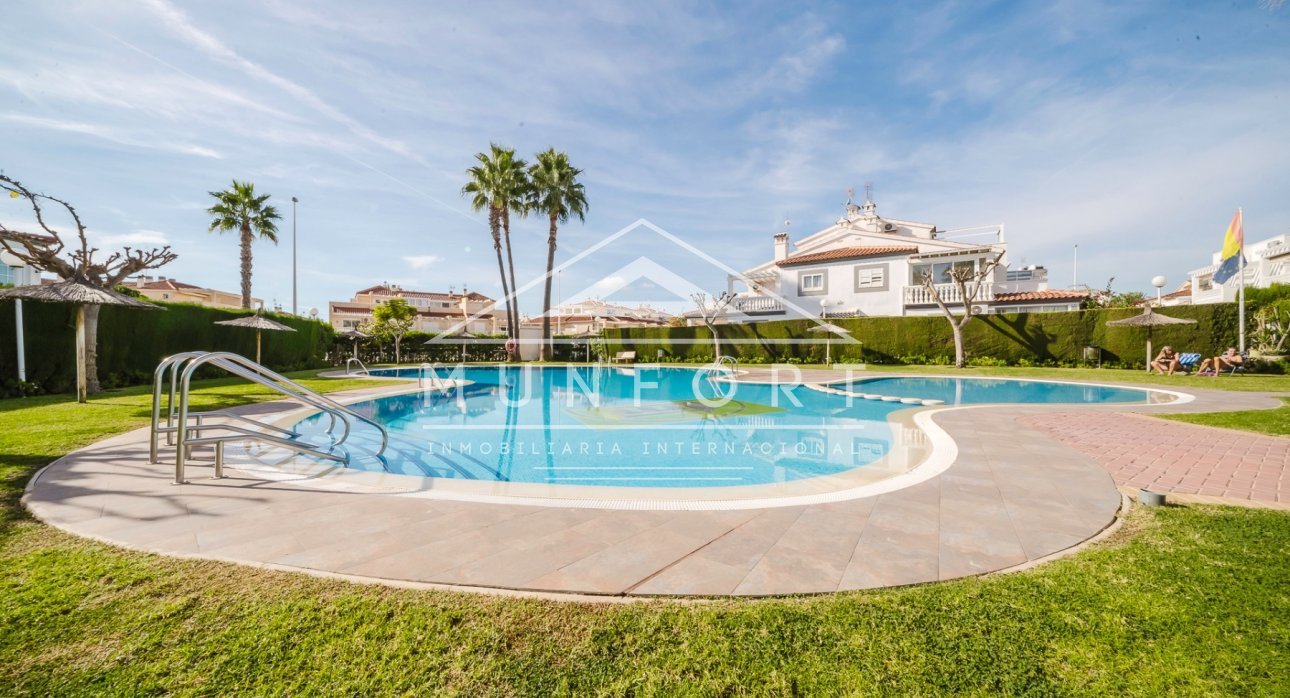 Revente - Maisons mitoyennes -
Orihuela Costa - ZENIAMAR