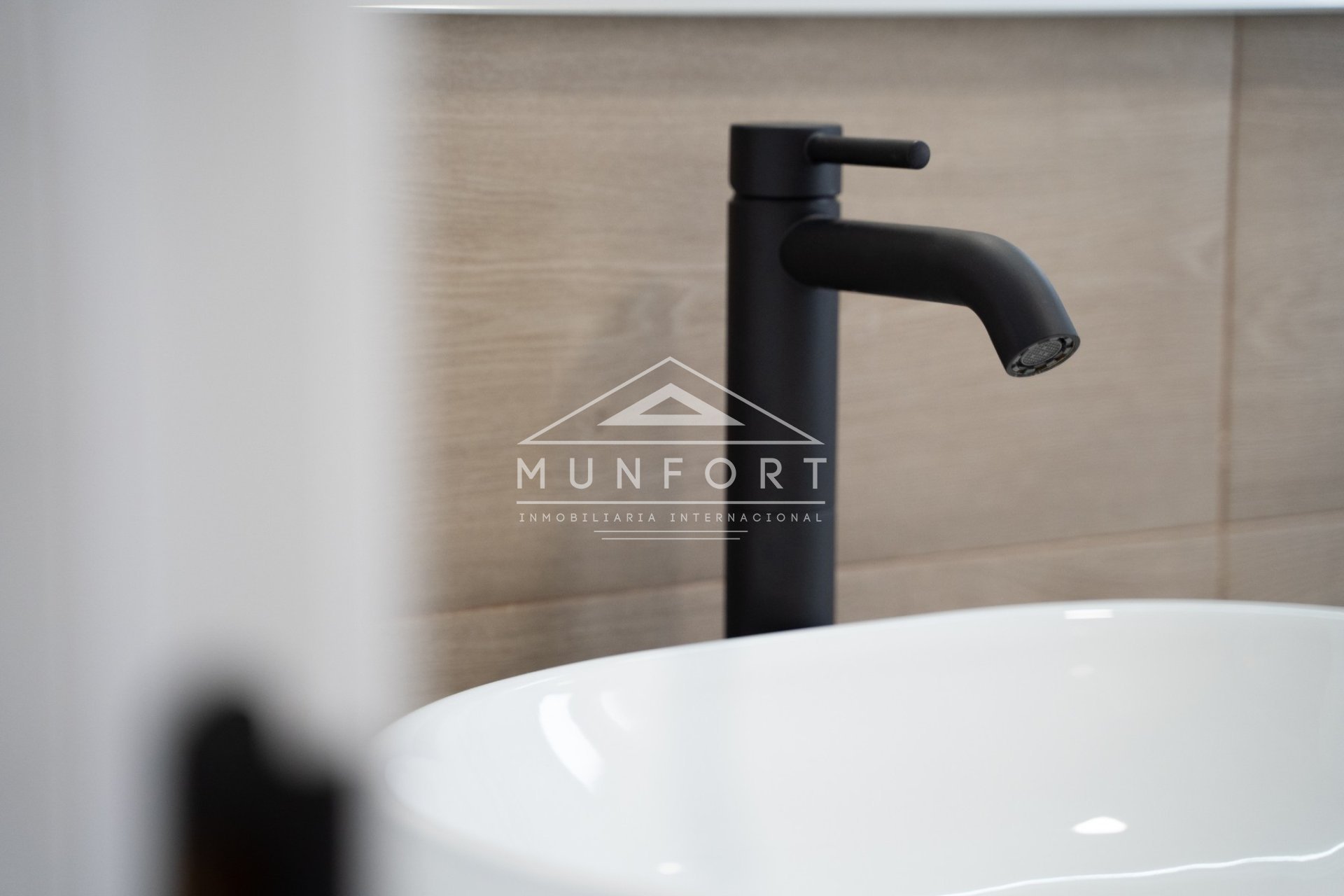 Revente - Maisons mitoyennes -
Orihuela