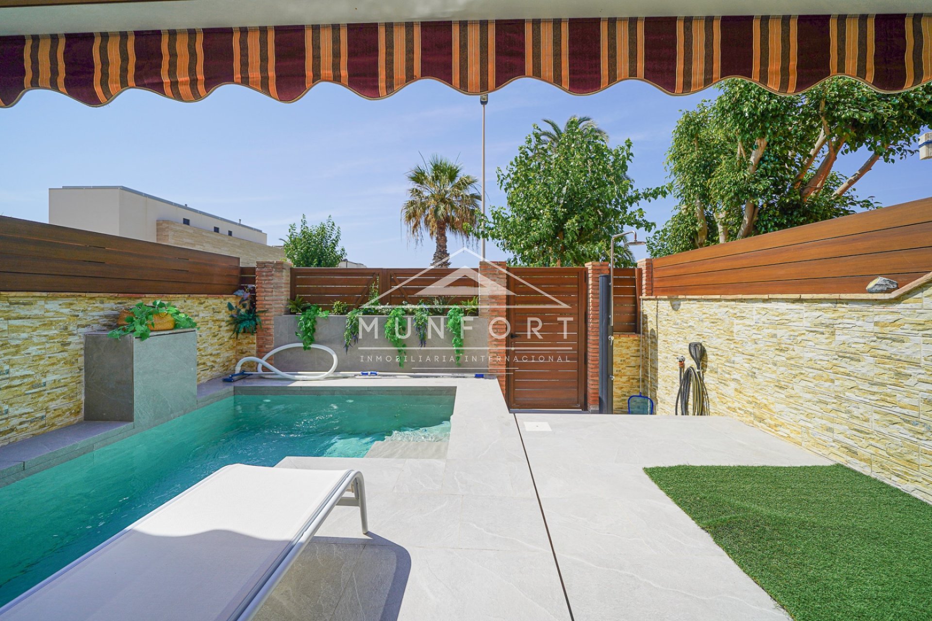 Revente - Maisons mitoyennes -
Pilar de la Horadada - Torre de la Horadada