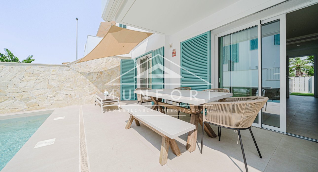 Revente - Maisons mitoyennes -
Pilar de la Horadada - Torre de la Horadada