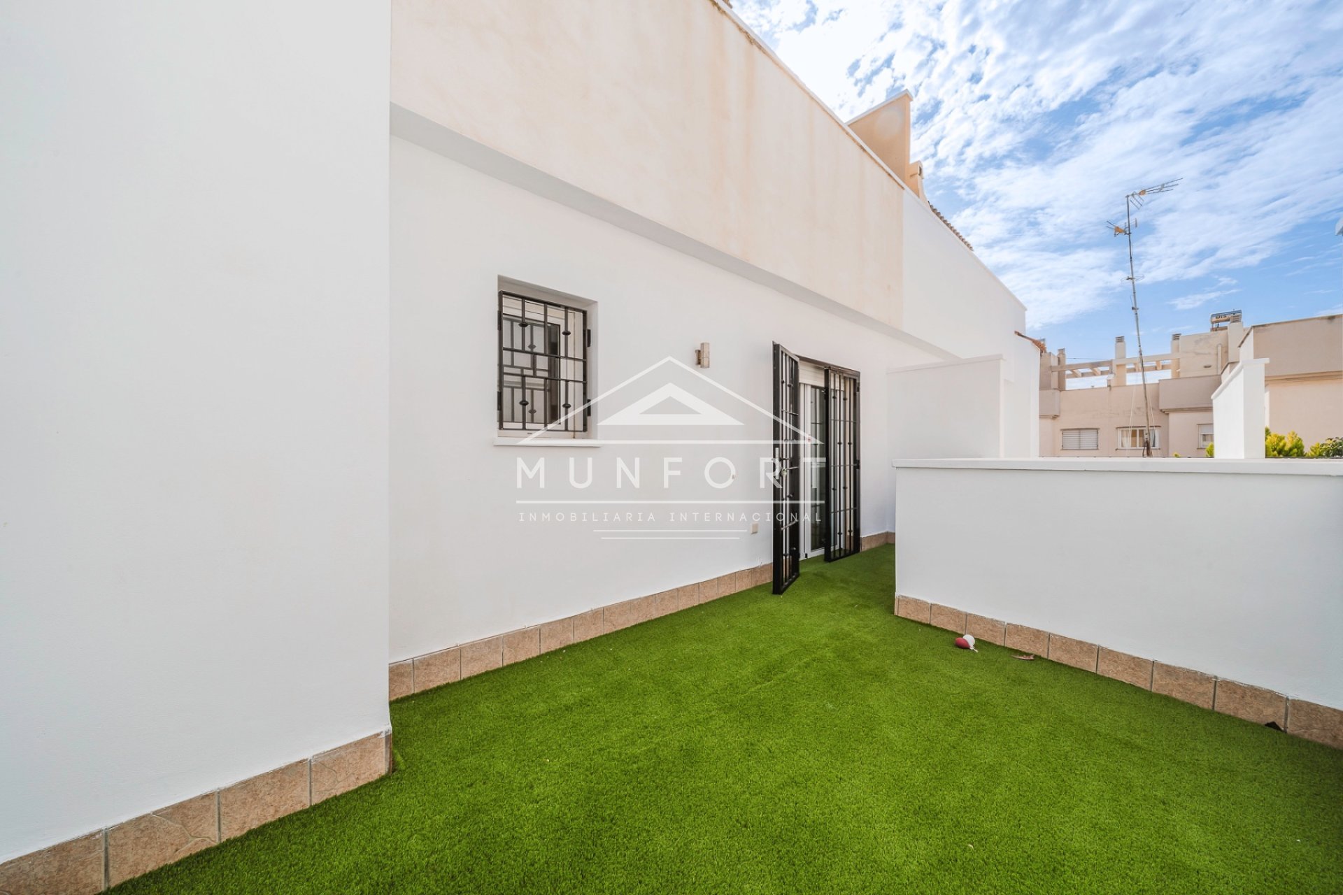 Revente - Maisons mitoyennes -
Pilar de la Horadada - Torre de la Horadada