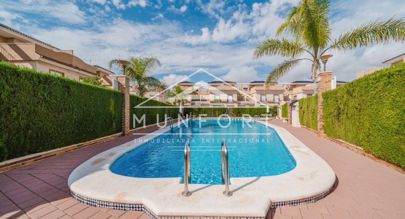 Revente - Maisons mitoyennes -
Pilar de la Horadada - Torre de la Horadada