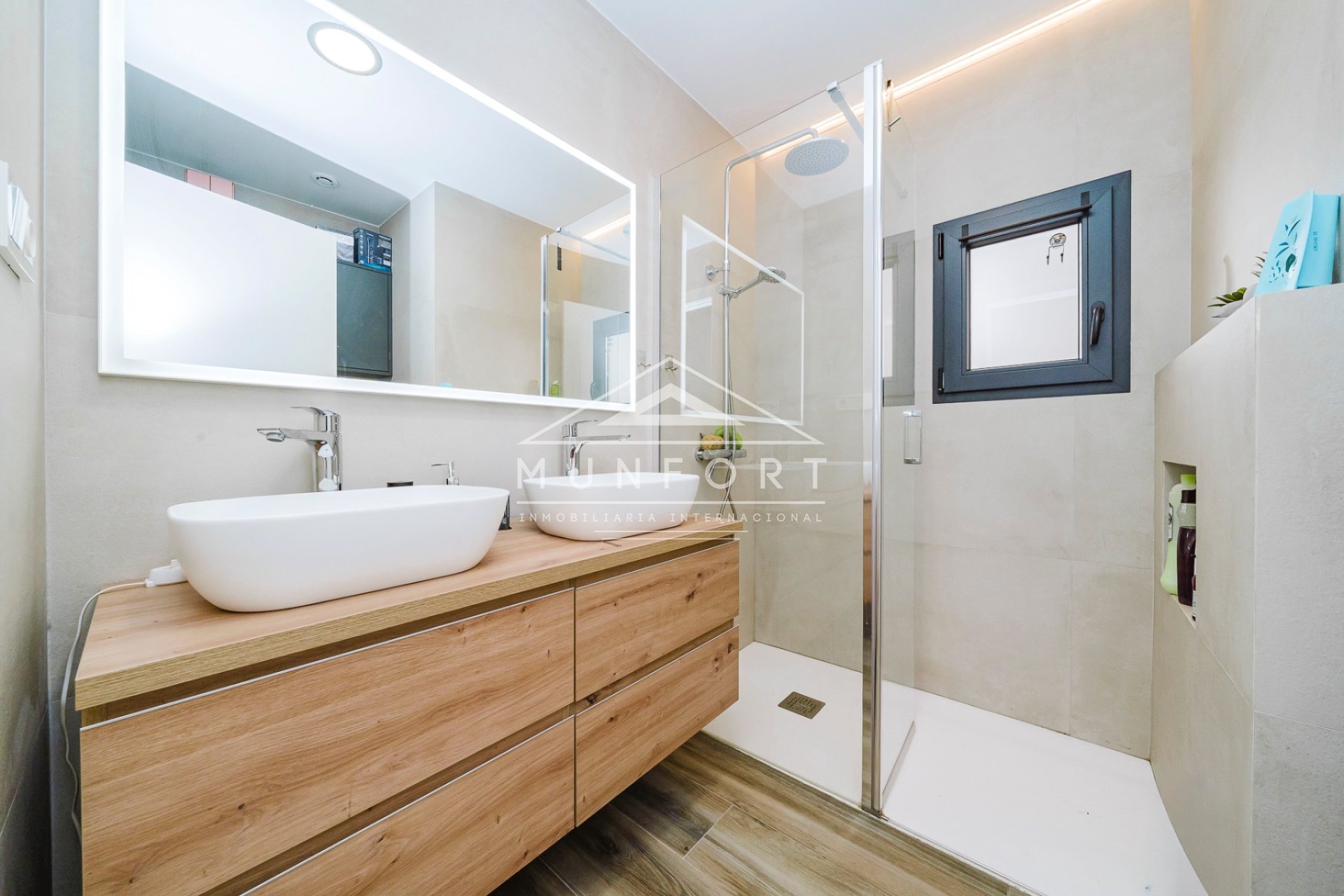 Revente - Maisons mitoyennes -
Pilar de la Horadada - Torre de la Horadada