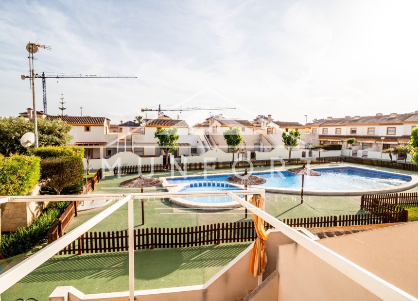 Revente - Maisons mitoyennes -
Pilar de la Horadada - Torre de la Horadada
