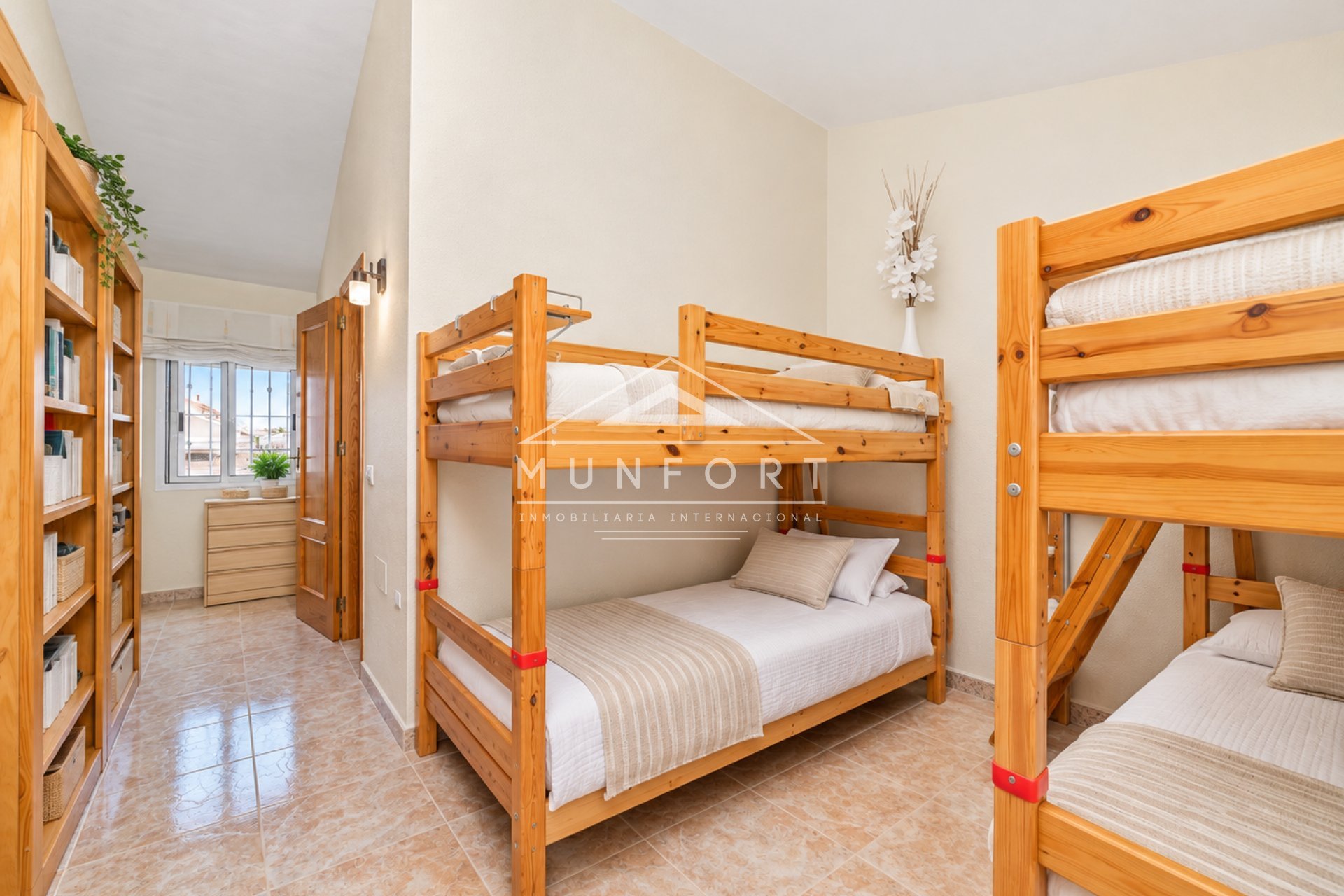 Revente - Maisons mitoyennes -
Pilar de la Horadada - Torre de la Horadada