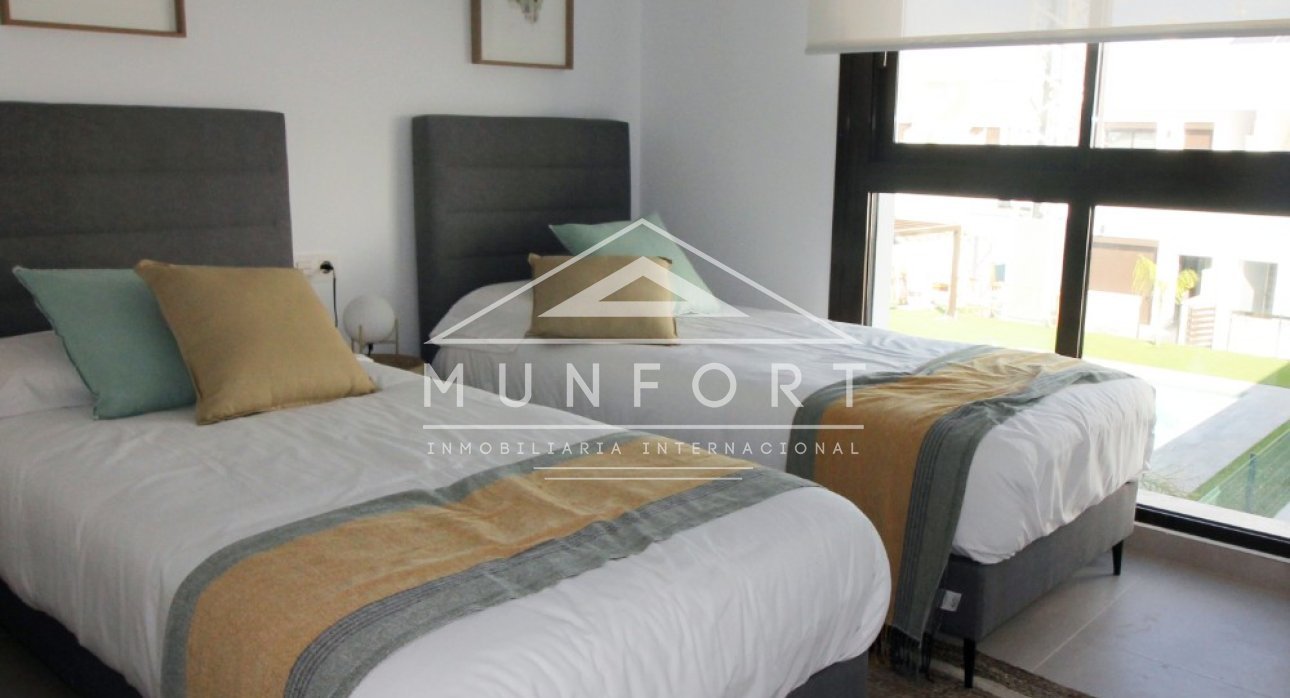 Revente - Maisons mitoyennes -
Pilar de la Horadada