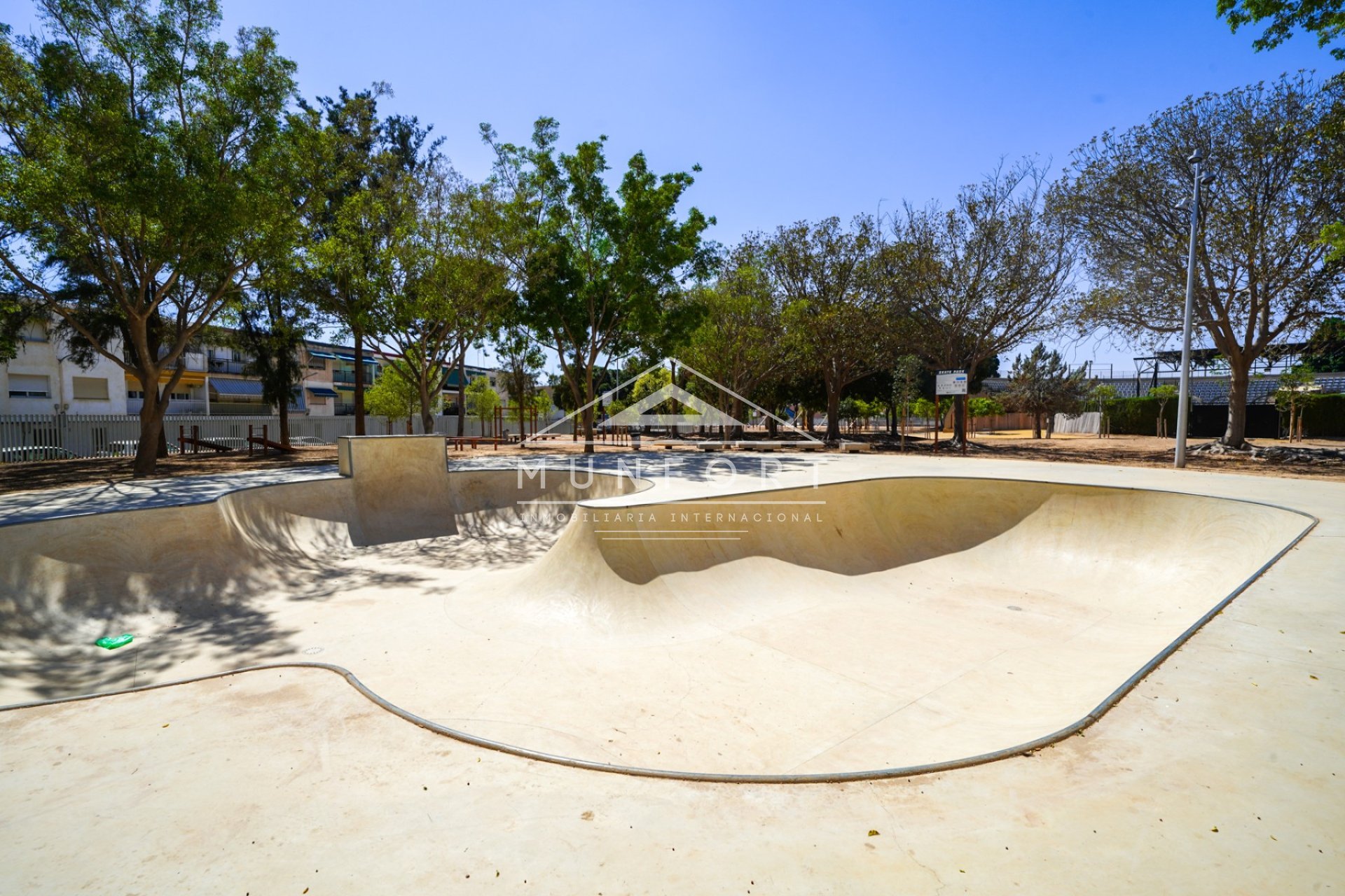 Revente - Maisons mitoyennes -
San Javier