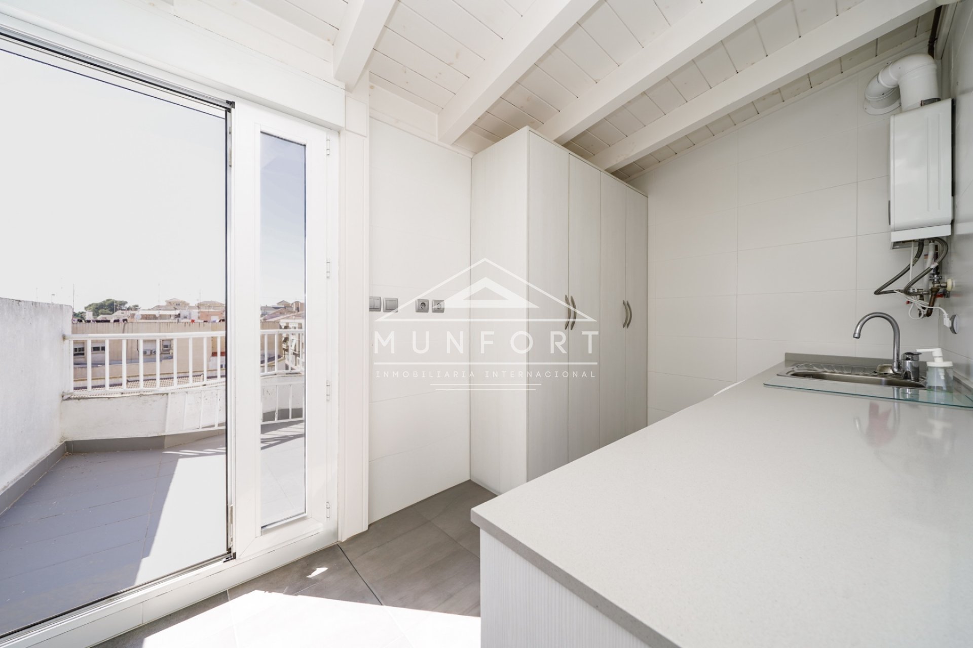 Revente - Maisons mitoyennes -
San Javier