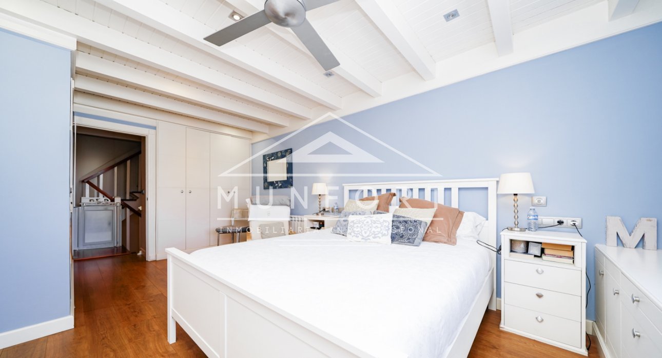 Revente - Maisons mitoyennes -
San Javier