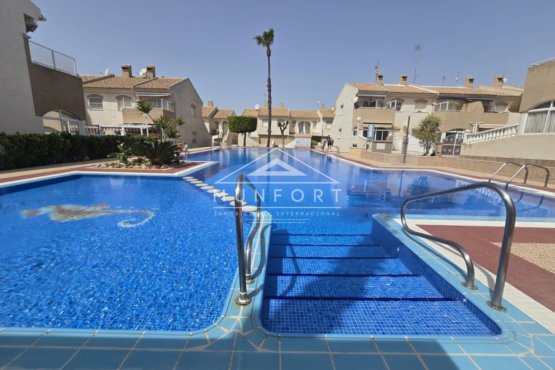 Revente - Maisons mitoyennes -
Torrevieja - Aguas Nuevas - Torrevieja