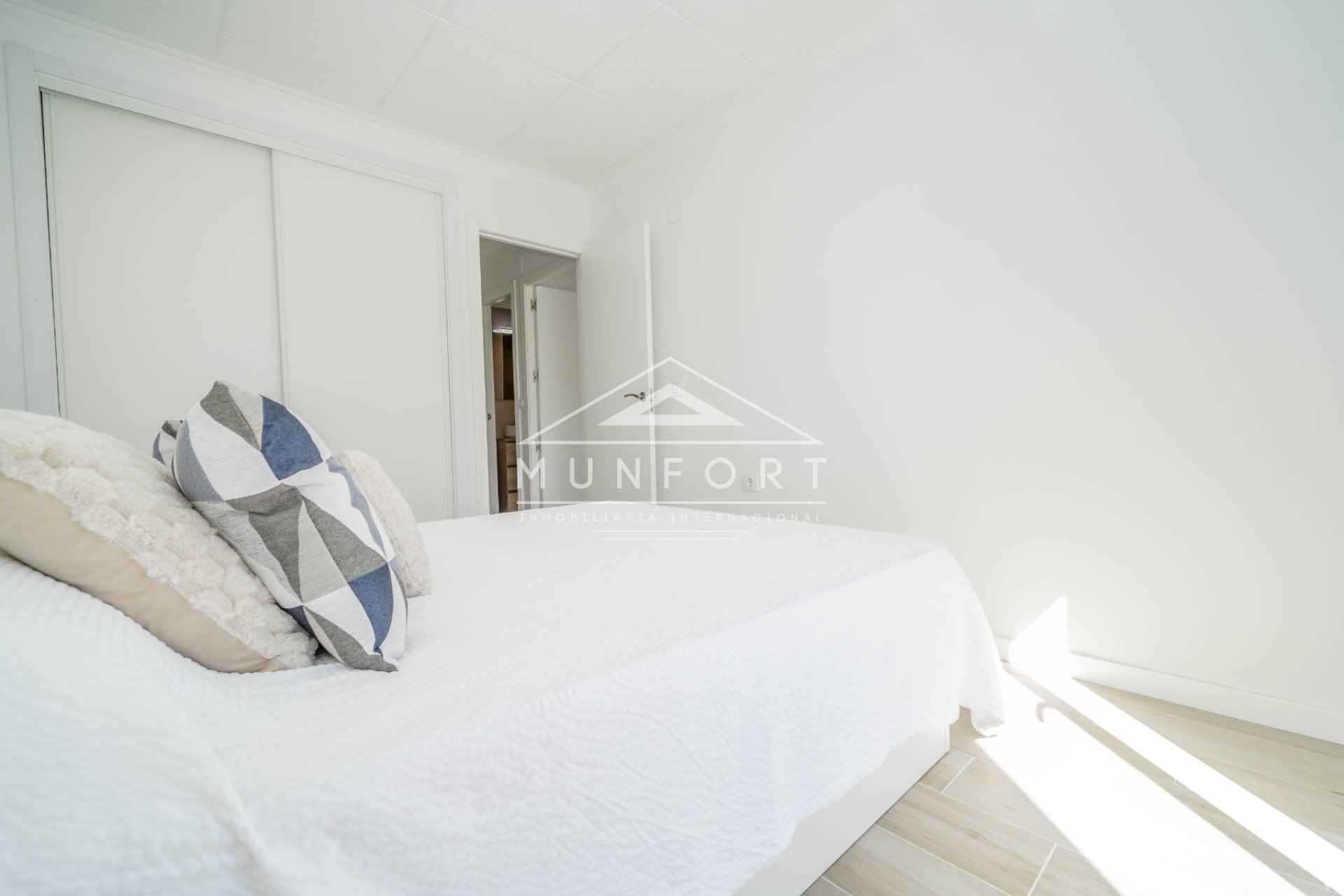 Revente - Maisons mitoyennes -
Torrevieja - Cabo Cervera - Torrevieja