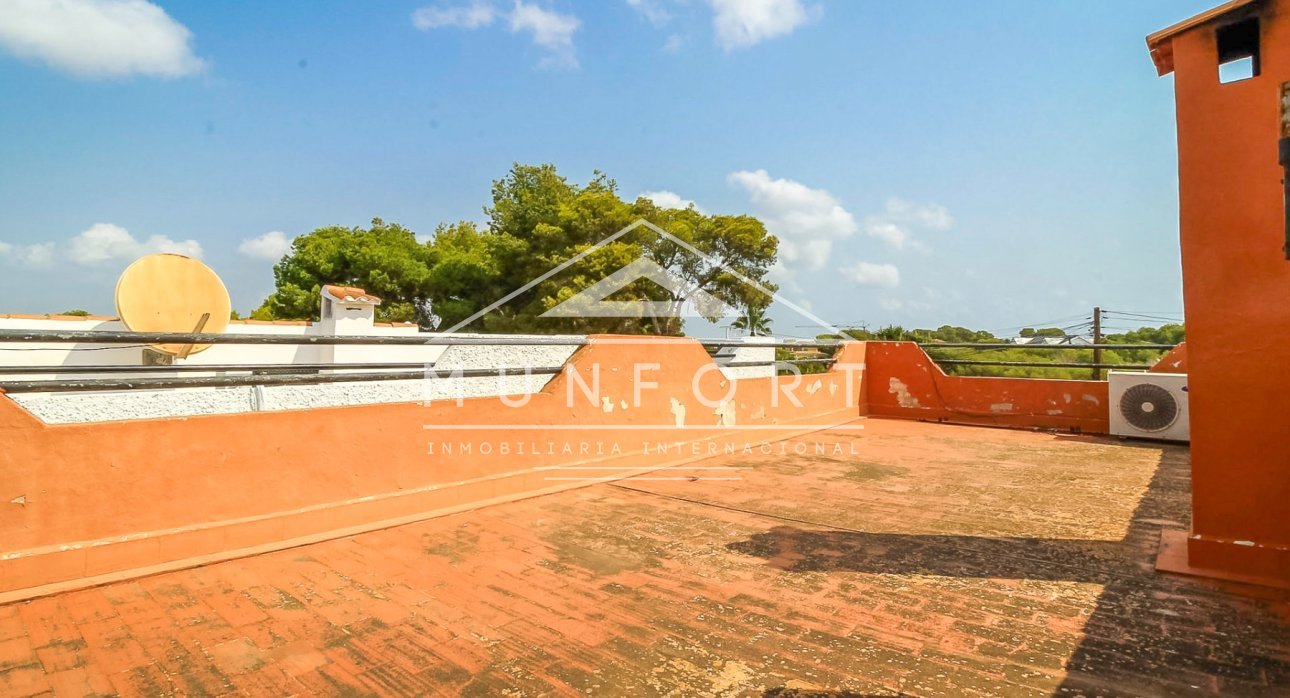 Revente - Maisons mitoyennes -
Torrevieja