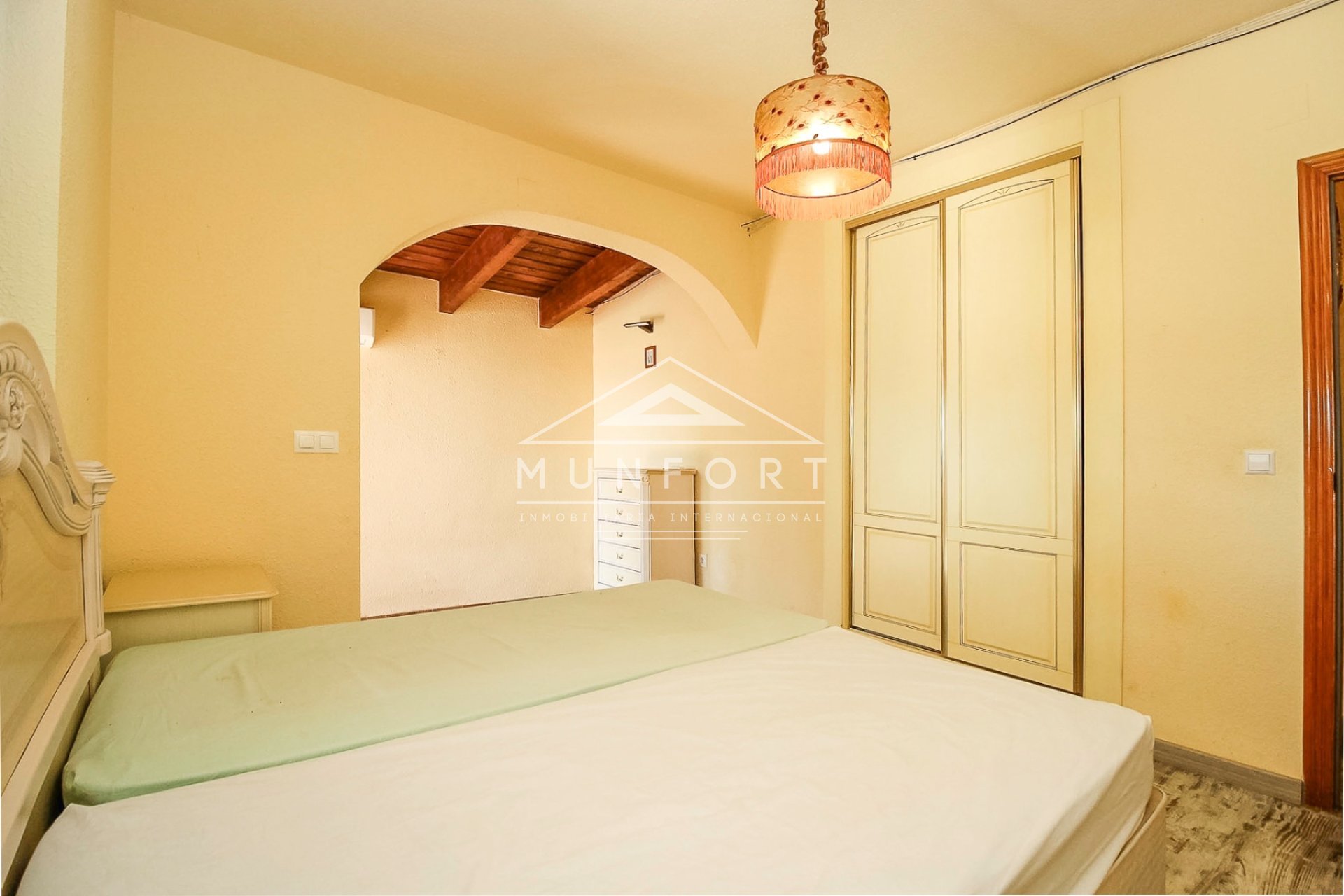 Revente - Maisons mitoyennes -
Torrevieja