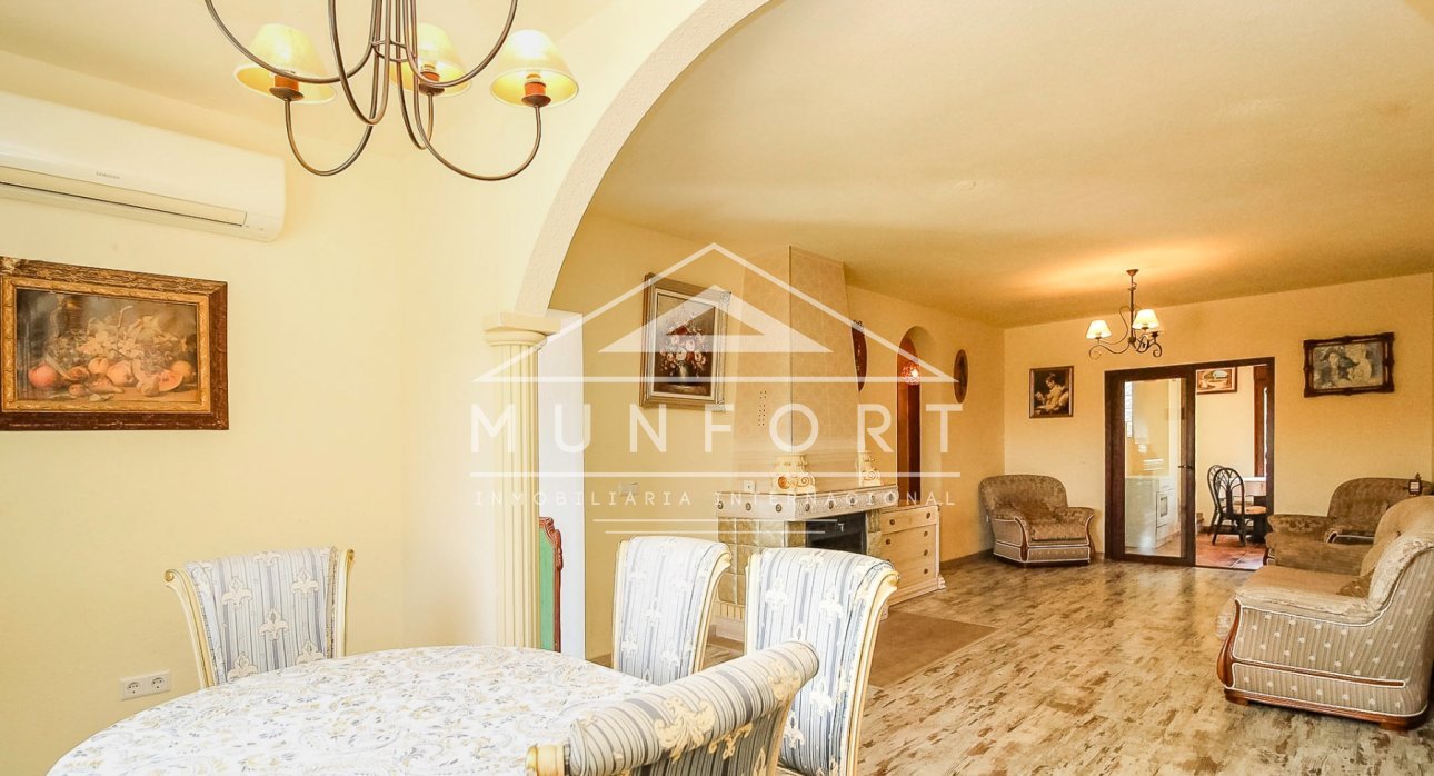 Revente - Maisons mitoyennes -
Torrevieja