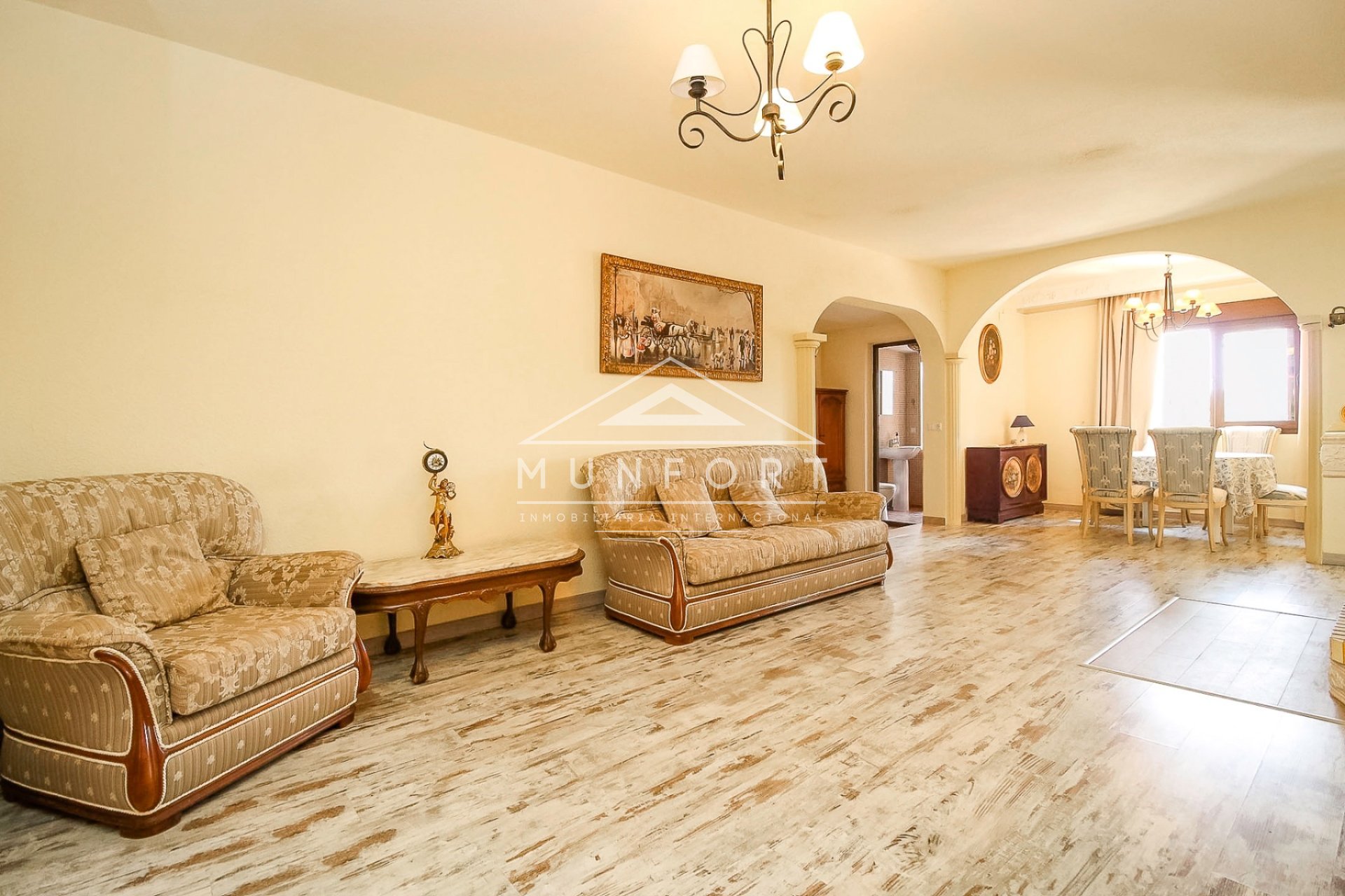 Revente - Maisons mitoyennes -
Torrevieja