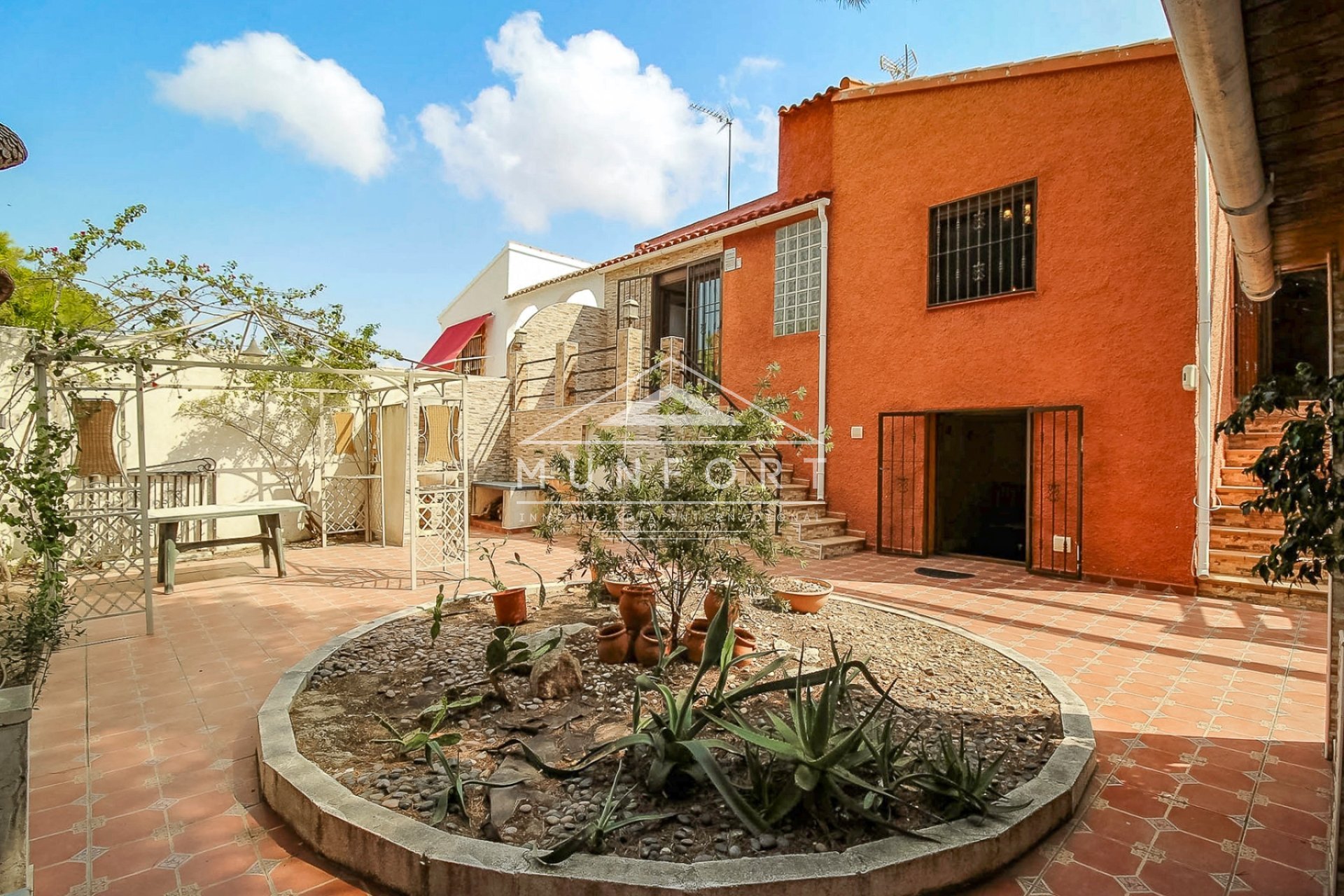 Revente - Maisons mitoyennes -
Torrevieja