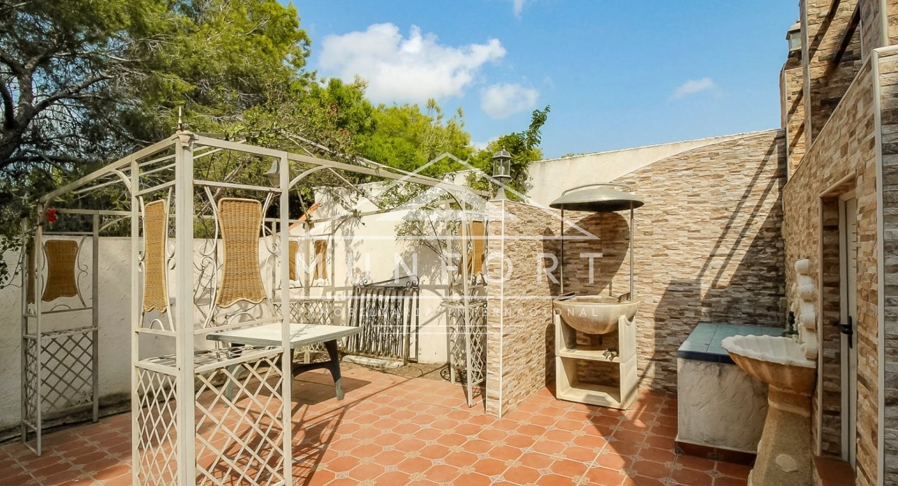 Revente - Maisons mitoyennes -
Torrevieja