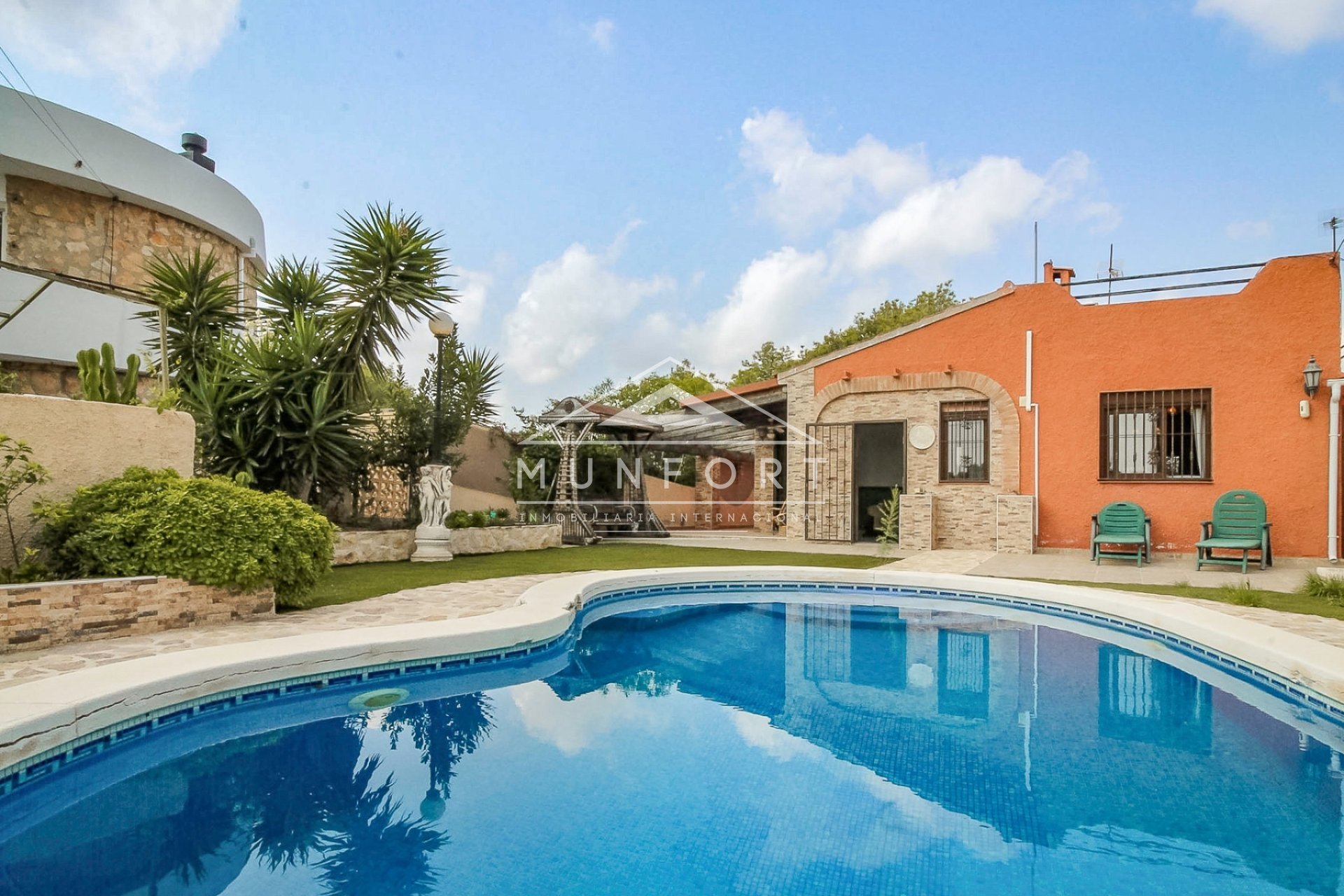 Revente - Maisons mitoyennes -
Torrevieja