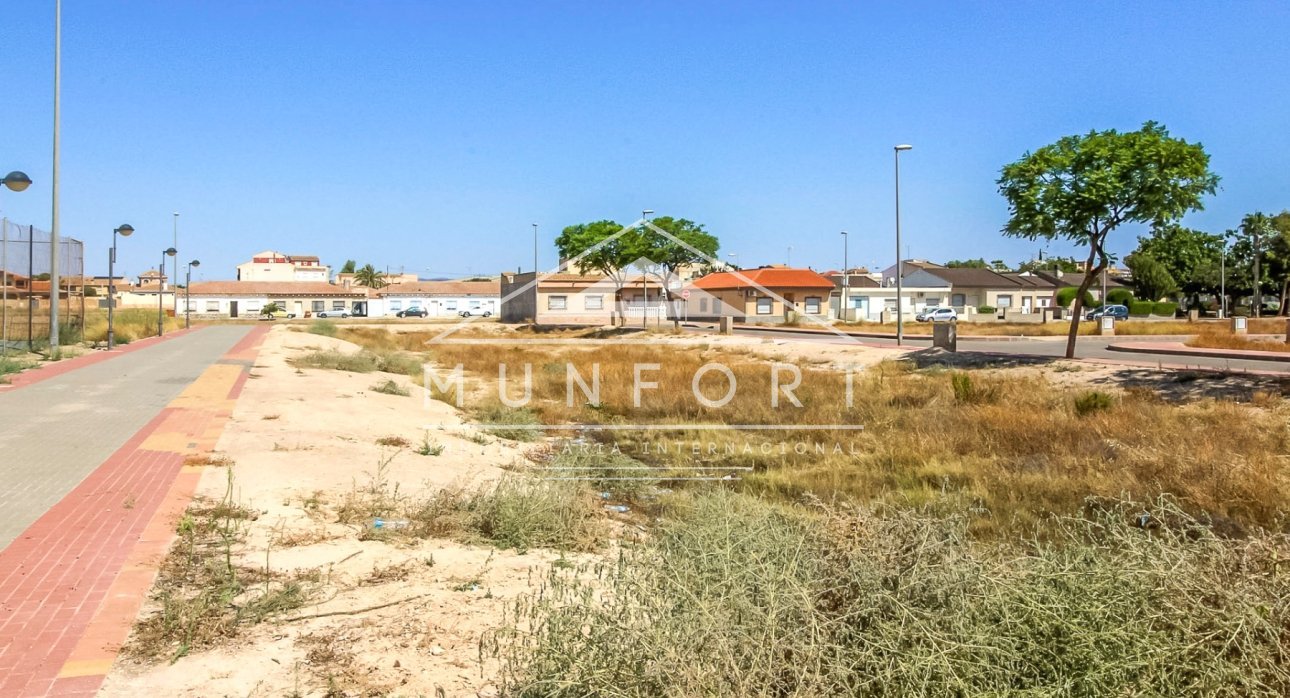 Revente - Parcelles -
Torre-Pacheco - Roldán