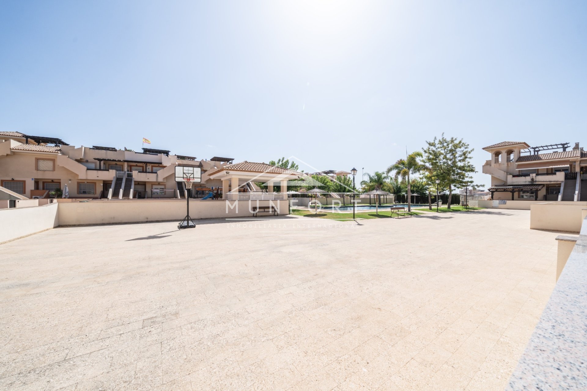 Revente - Penthouses -
Los Nietos