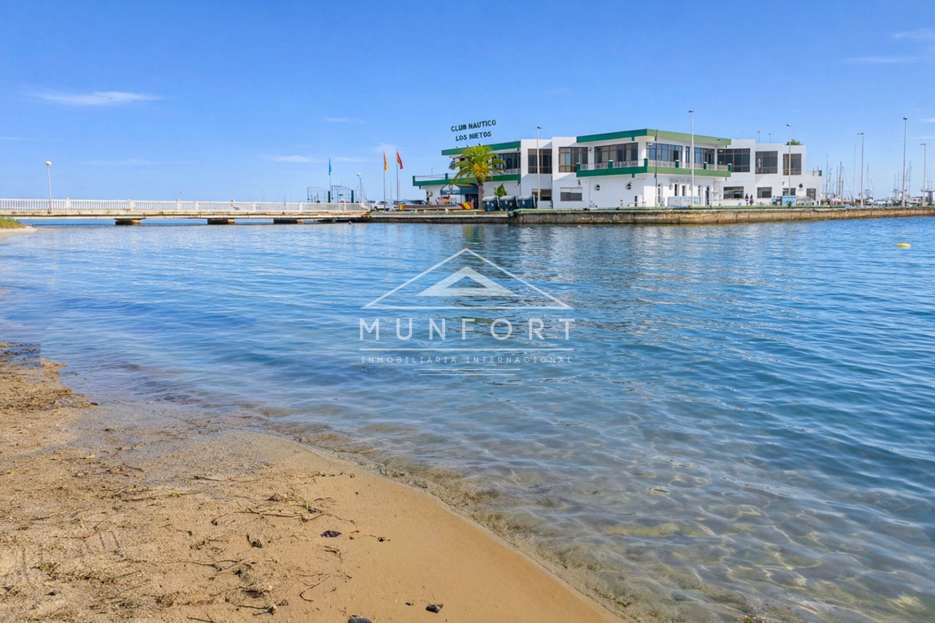 Revente - Penthouses -
Los Nietos