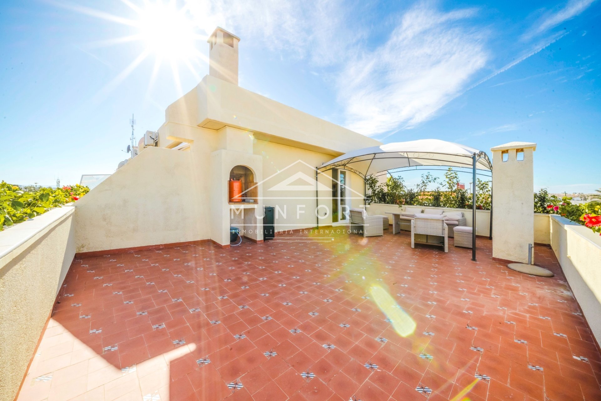 Revente - Penthouses -
Orihuela Costa - Punta Prima