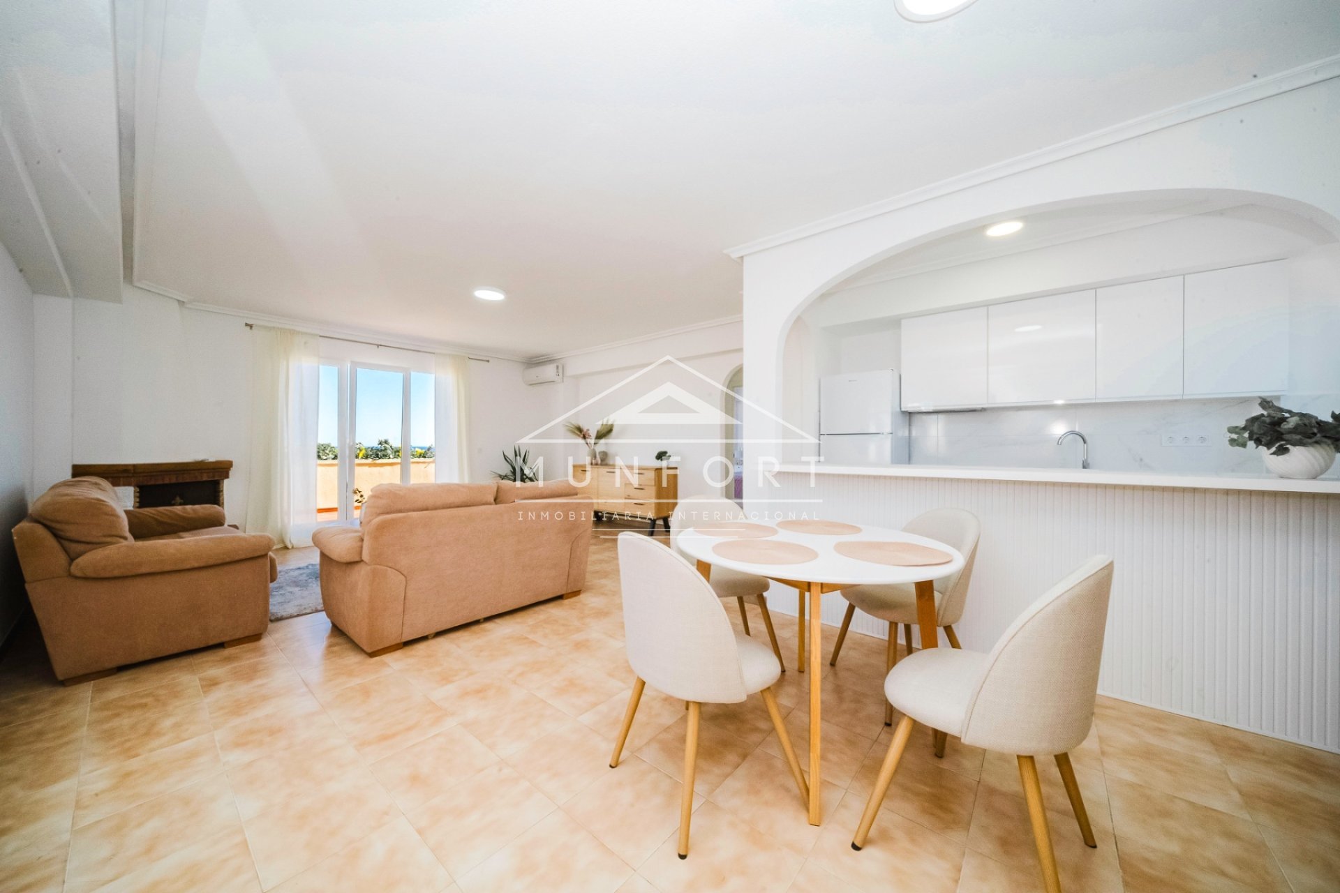 Revente - Penthouses -
Orihuela Costa - Punta Prima