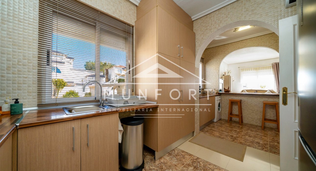 Revente - Penthouses -
Orihuela Costa - Villamartín