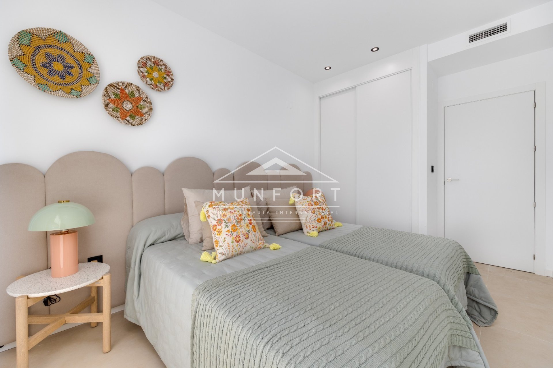 Revente - Villas -
Alcázares, Los - Los Alc&aacute;zares