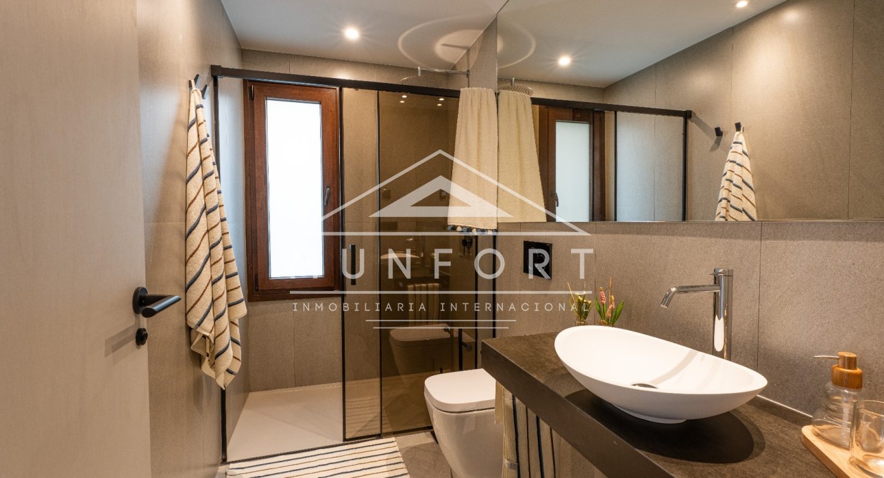 Revente - Villas -
Algorfa