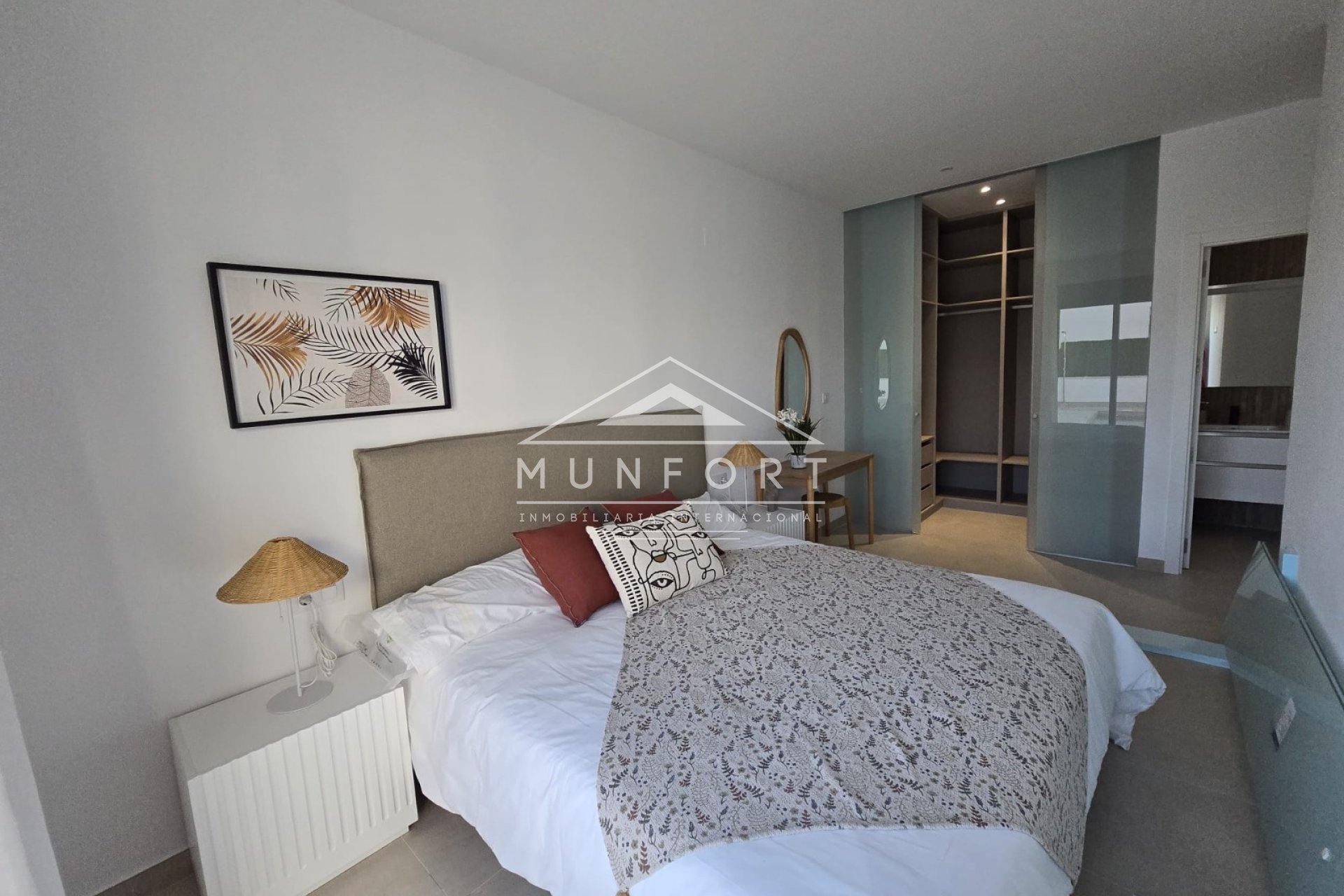 Revente - Villas -
Almeria