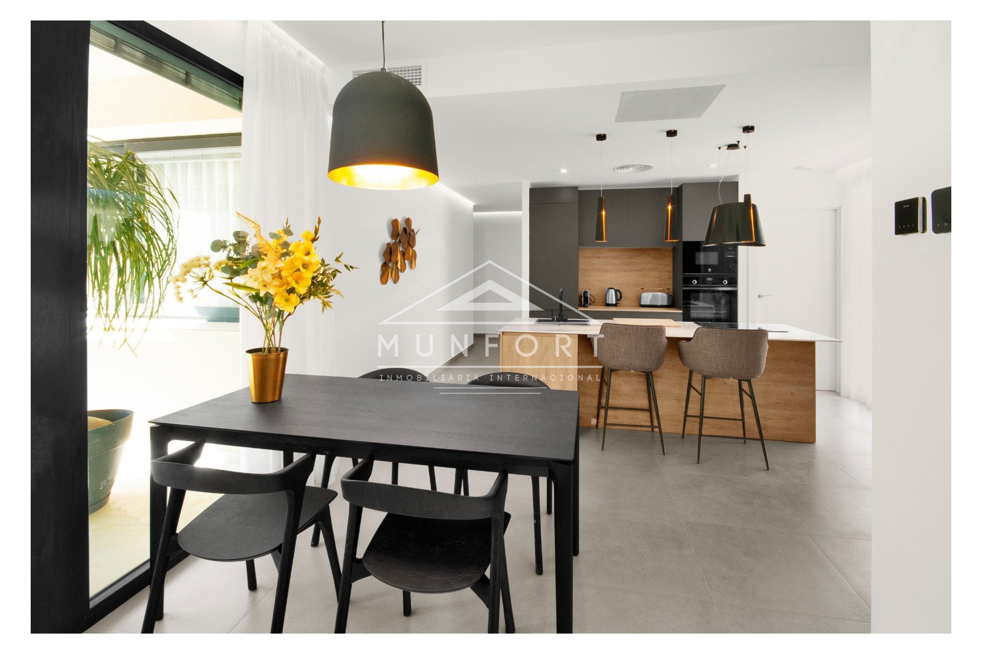 Revente - Villas -
Baños y mendigo - Baños y Mendigo