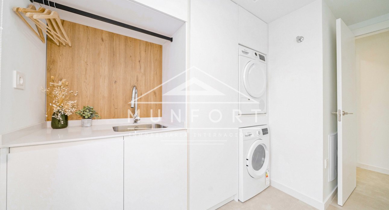 Revente - Villas -
Baños y mendigo - Baños y Mendigo