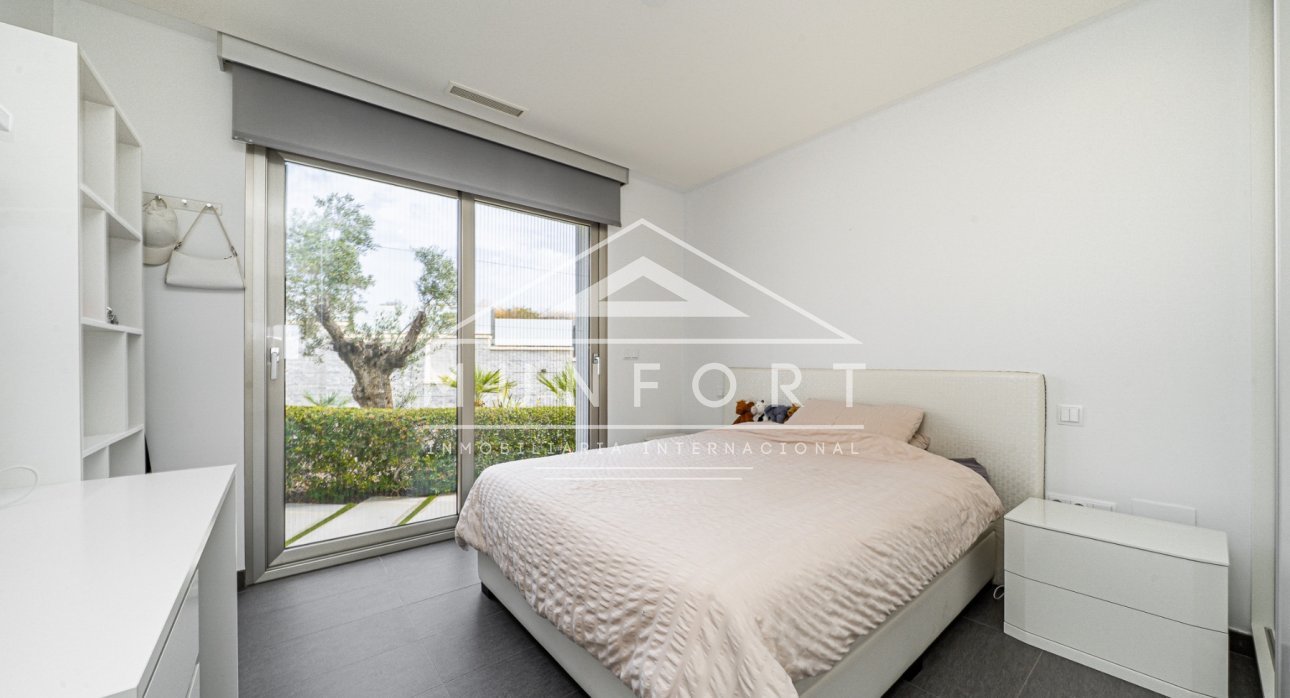 Revente - Villas -
Benijófar