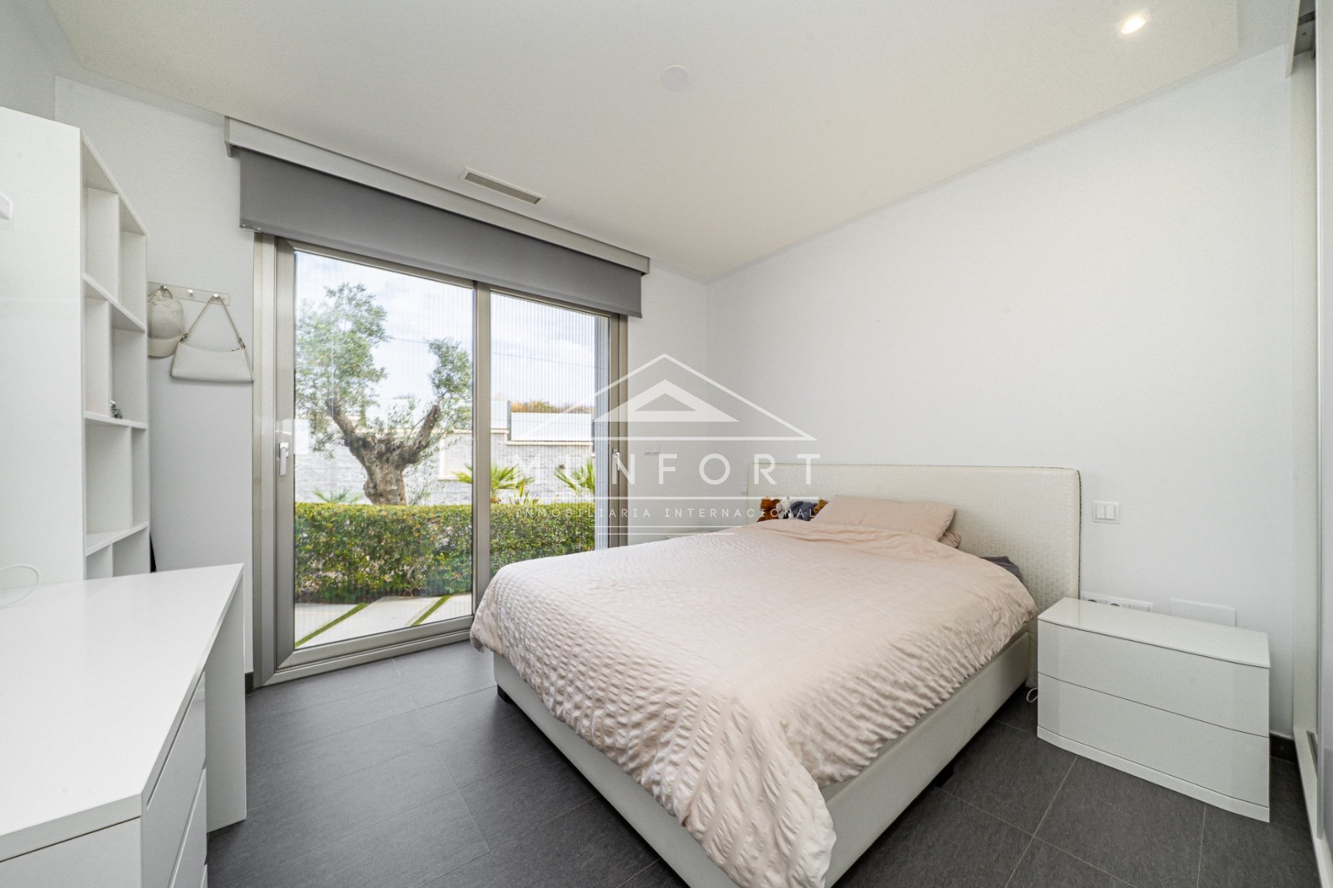 Revente - Villas -
Benijófar