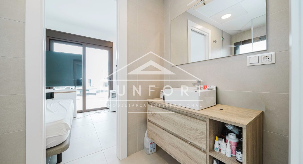 Revente - Villas -
Benijófar